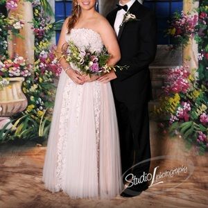 Sherri Hill off white floor length prom dress.